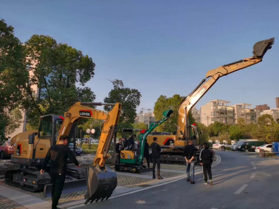 锐马行空，为梦想加速 雷沃钜惠来袭，开启智能交通新篇章